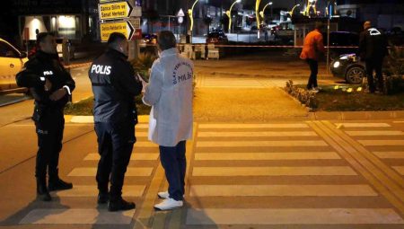 Darıca’da silahlı bıçaklı arbede: 3 yaralı