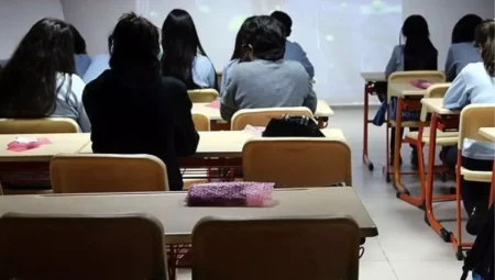 Son hafta yoklama alınır mı 2025?