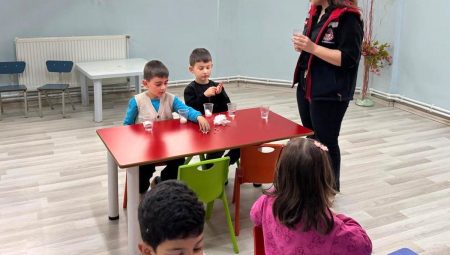 Aydıntepe’de miniklere cet tohumunun kıymeti ve ekolojik tarım anlatıldı