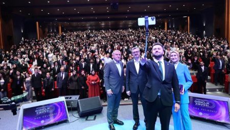 İnönü Medya Dezenformasyonla Uğraş Topluluğu, Ulusal Gençlik Doruğu’na katıldı