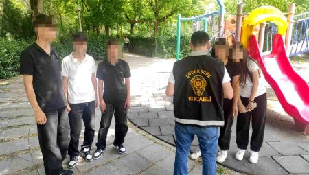 Kocaeli’de 51 çocuk sokakta dilenirken tespit edildi, 31 bin 404 TL ceza uygulandı